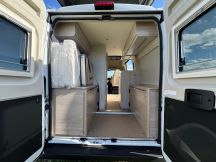 Furgonato Buerstner CAMPEO C 540 4x4 - Tetto sollevabile 4 posti nuovo image preview