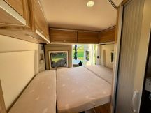 Furgonato Hymer AYERS ROCK 540 CON TETTO SOLLEVABILE  4 posti usato image preview