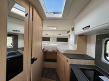 Semintegrale Sunlight T 67 S Adventure Edition 4 posti nuovo image preview