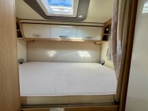 Semintegrale Mc Louis MC4 360G / Letto trasversale - Garage 5 posti usato image preview