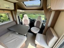 Semintegrale Buerstner Lyseo TD 690 G Privilège - Letti gemelli e garage 4 posti usato image preview