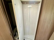 Semintegrale Buerstner Lyseo TD 690 G Privilège - Letti gemelli e garage 4 posti usato image preview