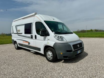 Furgonato Weinsberg CaraBus 600 4 posti usato