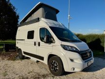 Furgonato Hymer AYERS ROCK 540 CON TETTO SOLLEVABILE  4 posti usato image preview