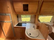 Semintegrale Laika X 695 R 4 posti usato image preview