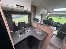 Semintegrale Sunlight T 66 S - Adventure Edition - 6 posti letto e 5 viaggio - Versione Ferrigato  5 posti nuovo image preview