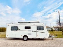 Caravan Eriba CARAVAN ERIBA FEELING 442 5 posti usato image preview