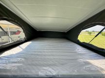 Caravan Eriba FEELING 425 CON TETTO SOLLEVABILE 5 posti nuovo image preview