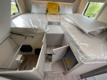 Semintegrale Hymer TRAMP S 680 LETTI GEMELLI  4 posti usato image preview