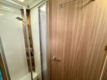 Motorhome Buerstner Lyseo I 727 G - Letti gemelli / Garage 5 posti usato image preview