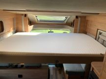 Semintegrale Weinsberg CARASUITE 650 MG Semintegrale con garage 4 posti usato image preview