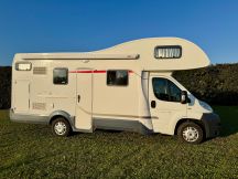 Mansardato Roller Team AUTO ROLLER 7 / LETTI A CASTELLO / DOPPIA DINETTE / 7 POSTI 7 posti usato image preview