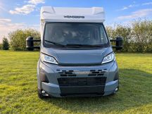 Semintegrale Weinsberg CaraSuite 650 MG - Bagno e doccia seprata 4 posti nuovo image preview