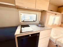 Caravan Weinsberg CARACITO 450 FU 4 posti nuovo image preview