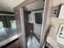 Furgonato Buerstner ELISEO C 602 - TETTO A SOFFIETTO - CAMBIO AUTOMATICO  4 posti nuovo image preview