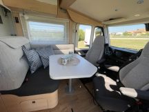 Furgonato Hymer BMC-I 580 letti gemelli 4 posti usato image preview