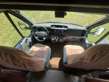 Semintegrale Laika X 695 R 4 posti usato image preview