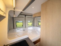 Furgonato Sunlight CLIFF 540 RT ADVENTURE EDITION - TETTO A SOFFIETTO - PACK FERRIGATO 4 posti nuovo image preview