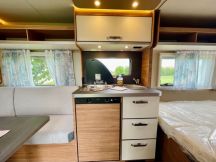 Caravan WEINSBERG CARAONE 450 FU PRONTA CONSEGNA nuovo image preview
