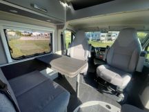 Furgonato Weinsberg CaraTour 600 MQ 4 posti usato image preview