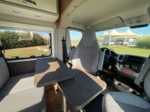 Furgonato Weinsberg CaraBus 540 MQ tetto a soffietto 4 posti nuovo image preview