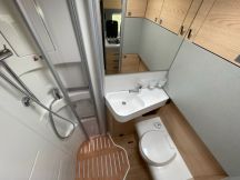 Motorhome Hymer B-MC I 580 4 posti usato image preview