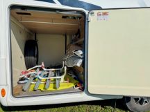 Semintegrale Mc Louis MC4 360G / Letto trasversale - Garage 5 posti usato image preview