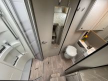 Semintegrale Hymer TRAMP S 680 LETTI GEMELLI  4 posti usato image preview