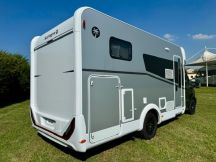 Semintegrale Sunlight T 670 S ADVENTURE EDITION - LETTI GEMELLI - GARAGE 4 posti nuovo image preview