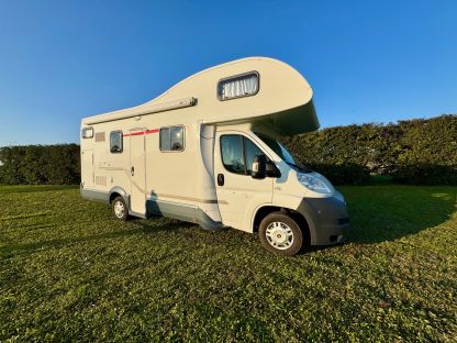 Mansardato Roller Team AUTO ROLLER 7 / LETTI A CASTELLO / DOPPIA DINETTE / 7 POSTI 7 posti usato