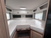 Semintegrale Sunlight T 66 S - Adventure Edition - 6 posti letto e 5 viaggio - Versione Ferrigato  5 posti nuovo image preview