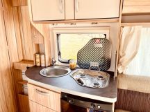 Roulotte Eriba Novalight 465 4 posti nuovo image preview