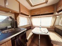 Roulotte Eriba Novalight 465 4 posti nuovo image preview