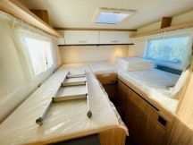 Semintegrale Sunlight V 66 compatto letti gemelli 4 posti usato image preview