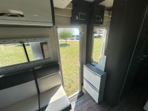 Semintegrale Roller Team KRONOS 295 TL  5 posti usato image preview