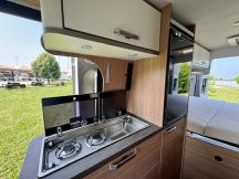 Furgonato Weinsberg CARABUS 600 MQ - EDITION ITALIA - TETTO A SOFFIETTO - FINE SERIE 4 posti nuovo image preview