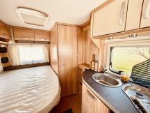 Roulotte Eriba Novalight 465 4 posti nuovo image preview