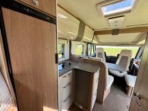 Motorhome Buerstner IXEO I 690 G - LETTI GEMELLI - GARAGE 4 posti usato image preview