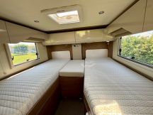 Motorhome Buerstner IXEO I 690 G - LETTI GEMELLI - GARAGE 4 posti usato image preview