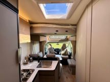 Semintegrale Buerstner CAMPEO TD 690 G 4 posti nuovo image preview