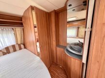 Caravan Buerstner Averso 4 posti usato image preview