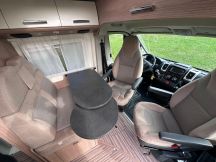 Furgonato Malibù By Carthago Compact 540 DB - Letto trasversale  4 posti usato image preview