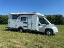 Semintegrale Buerstner TRAVEL VAN 620 4 posti usato image preview