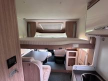 Semintegrale Buerstner LYSEO TIME T 690 G - Letti gemelli - bascluante 4 posti usato image preview