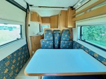 Furgonato Adria Adriavan // letto basculante 4 posti usato image preview