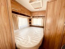 Roulotte Eriba Novalight 465 4 posti nuovo image preview