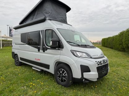Furgonato Sunlight CLIFF 600 RT  4 posti nuovo