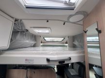 Semintegrale Sunlight T 66 S - Adventure Edition - 6 posti letto e 5 viaggio - Versione Ferrigato  5 posti nuovo image preview