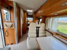 Semintegrale Laika ECOVIP 1 CLASSIC PATENTE C 5 posti usato image preview