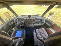 Motorhome Buerstner AVIANO I 684  4 posti usato image preview